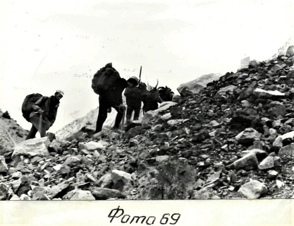 Горы Памира. Отчет о походе пензенских туристов 5 категории сложности по Памиро-Алаю
